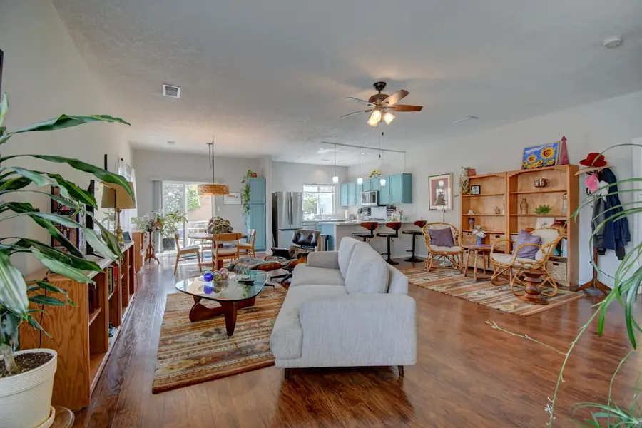 1512 Calle Sonrisa Ne, Albuquerque, NM 87113 - #3