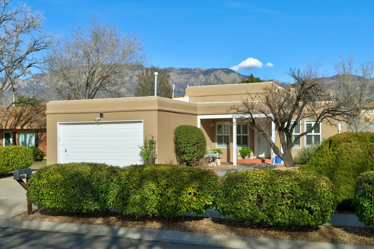5304 Westwind Street Ne, Albuquerque, NM 87111 - #1