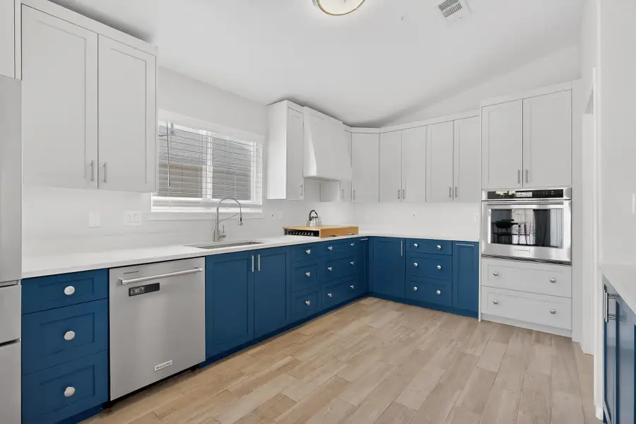 11 Flores Bonitas Avenue, Los Lunas, NM 87031 - #2