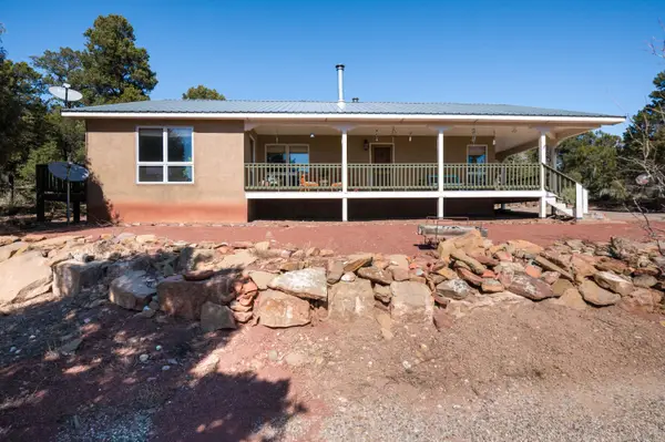 109 Carolino Canyon Road, Tijeras, NM 87059