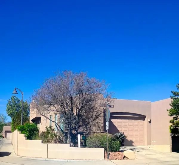 8815 Desert Finch Lane Ne, Albuquerque, NM 87122