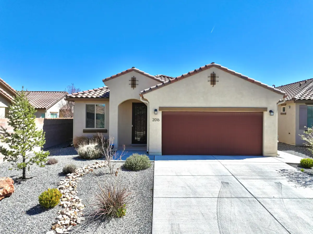 2016 Gunnison Place Nw, Albuquerque, NM 87120 - #1