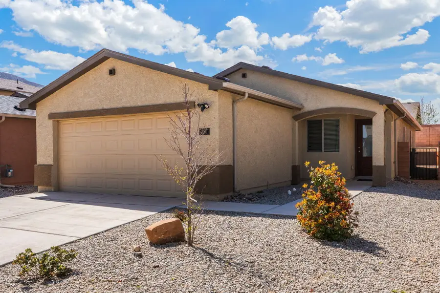 480 Chafey Drive Sw, Los Lunas, NM 87031 - #2