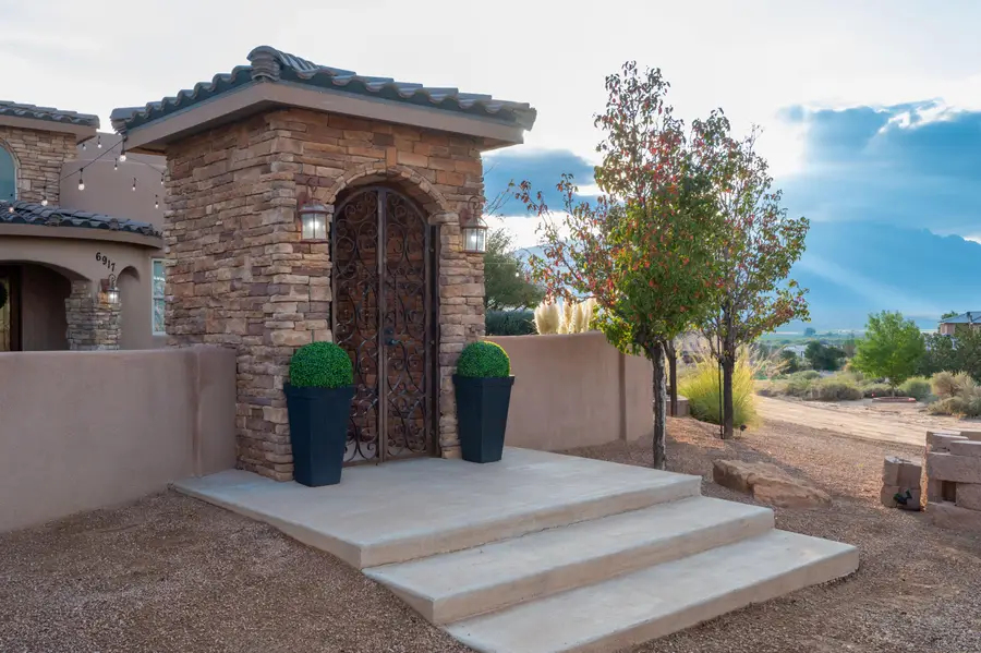 6917 Chapingo Road Ne, Rio Rancho, NM 87144 - #3