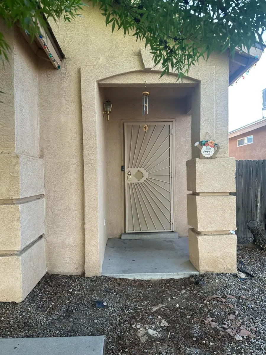 423 Sharp Spur Street Sw, Albuquerque, NM 87121 - #2