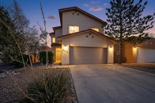 7644 Calle Comodo Ne, Albuquerque, NM 87113