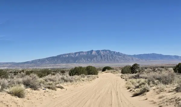 3821 Jennifer Road Ne, Rio Rancho, NM 87144