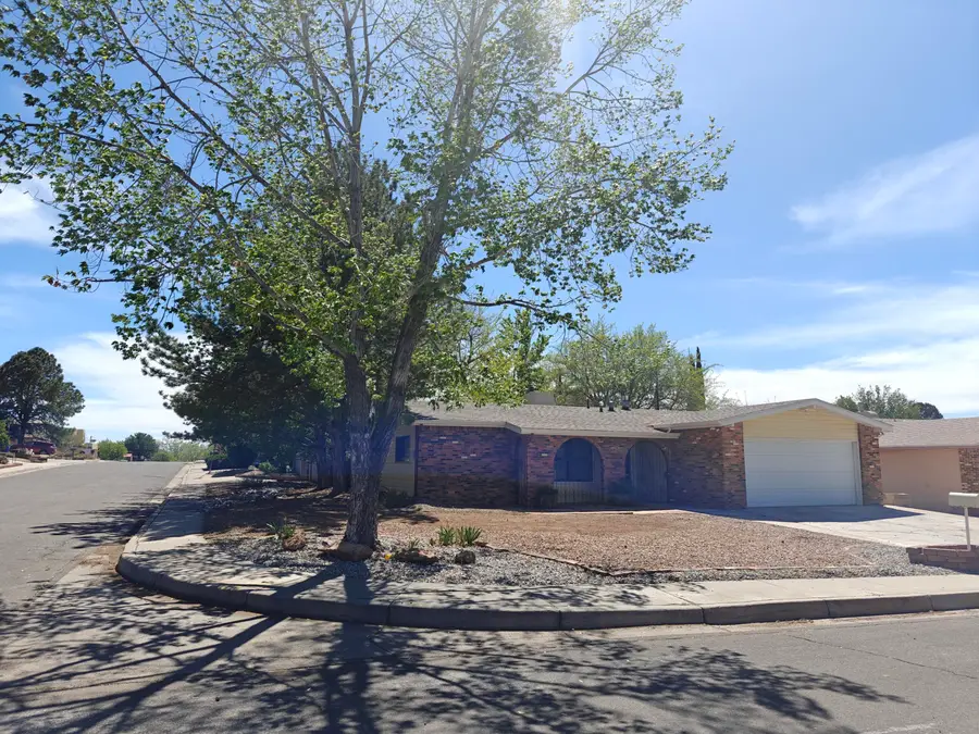 9216 Hilton Place Ne, Albuquerque, NM 87111 - #2
