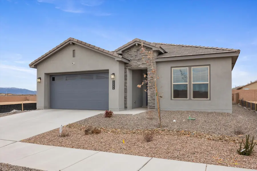2444 Marble Avenue Ne, Rio Rancho, NM 87144 - #2