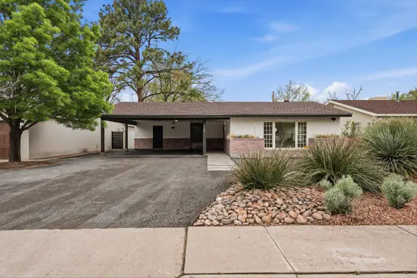 1522 San Patricio Avenue Sw, Albuquerque, NM 87104