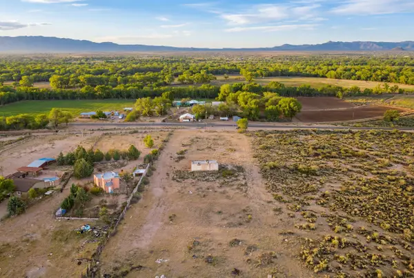 561 Nm-116, Bosque, NM 87006