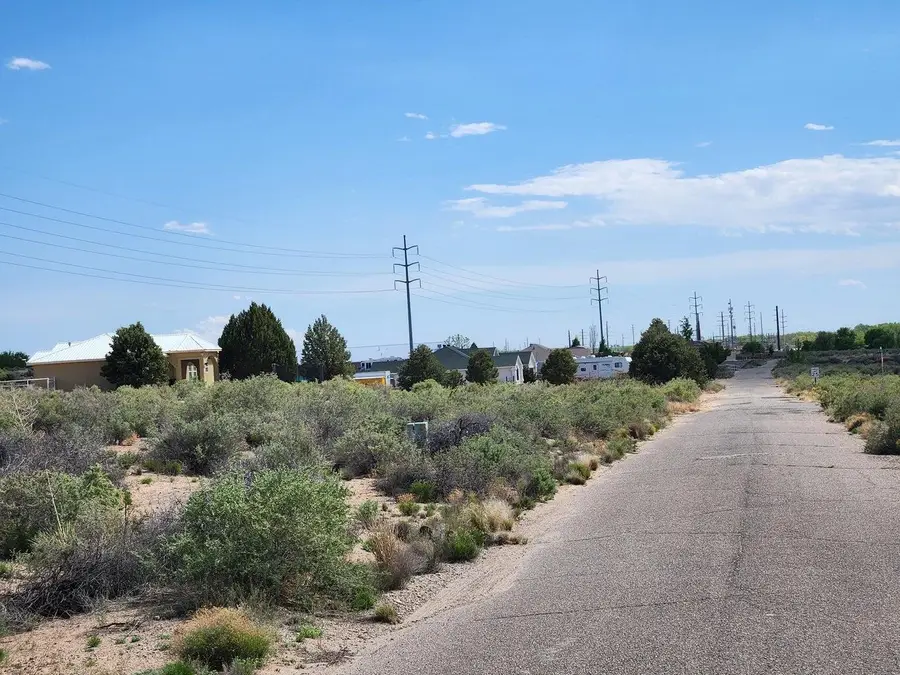 14 Ursula Drive, Belen, NM 87002 - #3
