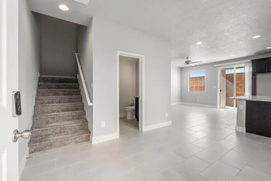 3652 Queen Court Ne, Rio Rancho, NM 87144 - #3