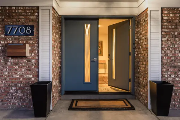 7708 Summer Avenue Ne, Albuquerque, NM 87110