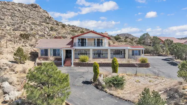 1512 La Tuna Place Se, Albuquerque, NM 87123