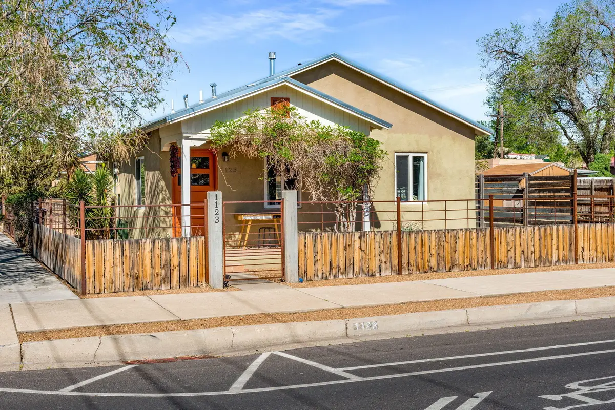 1123 3rd Street Sw, Albuquerque, NM 87102 - #1