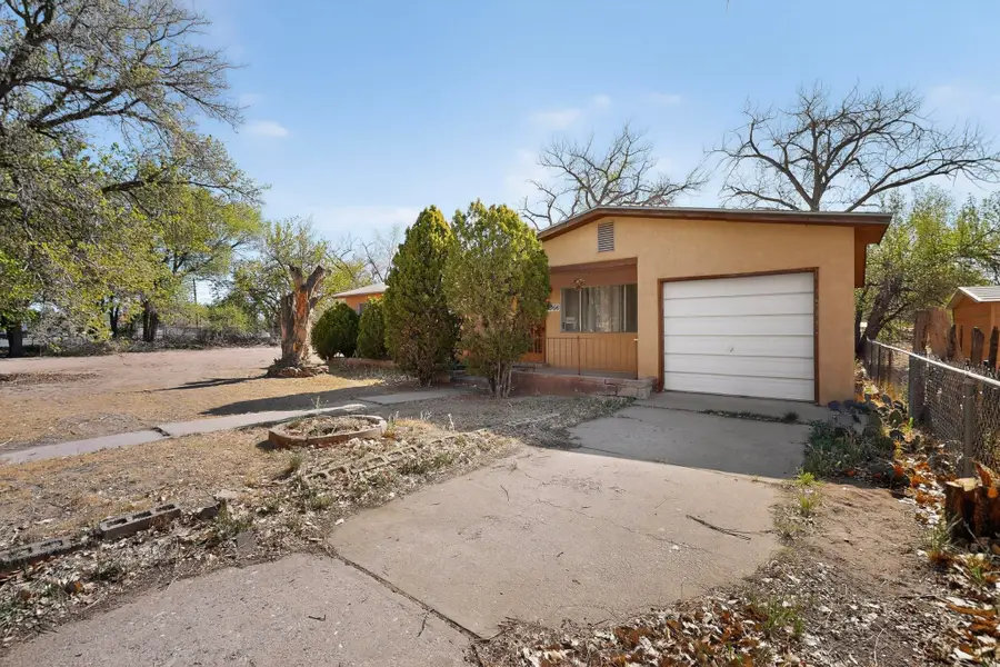 3956 Corrales Road, Corrales, NM 87048 - #3