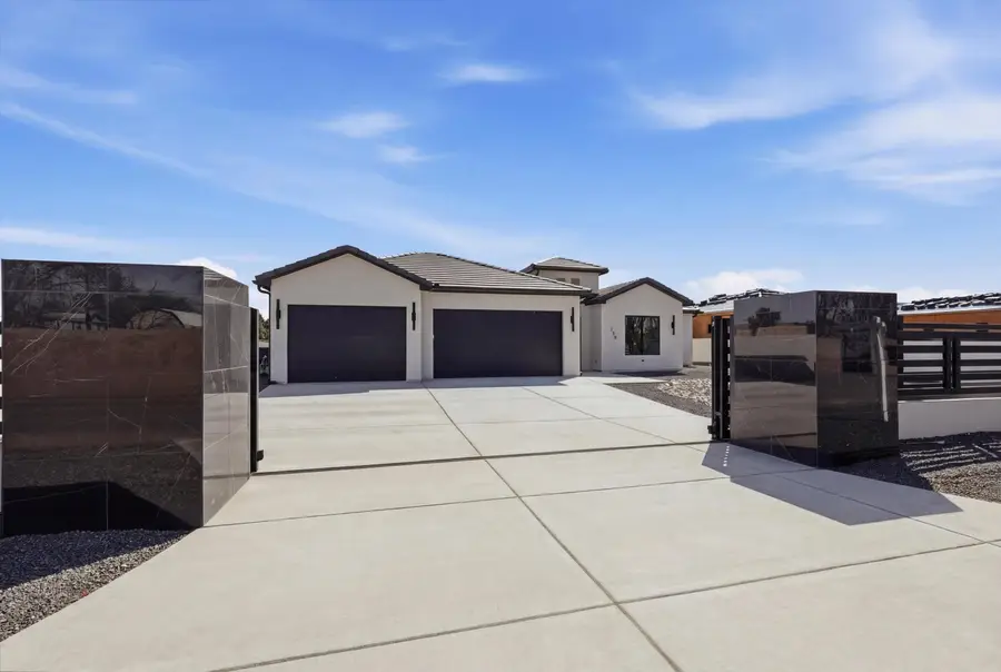 128 Los Ranchos Road Nw, Albuquerque, NM 87107 - #2