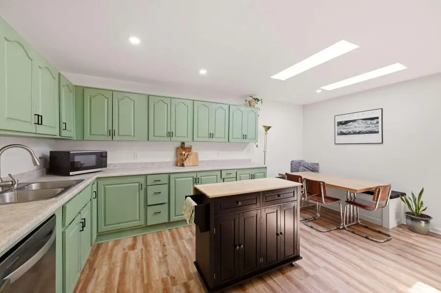 608 Mountain View Avenue Ne, Albuquerque, NM 87123 - #3