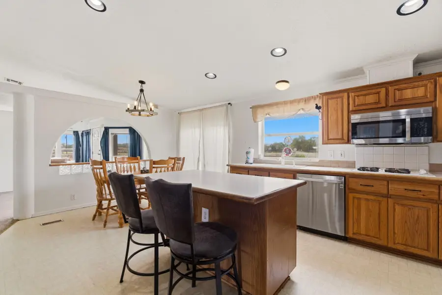 22 Jerome Road, Los Lunas, NM 87031 - #3