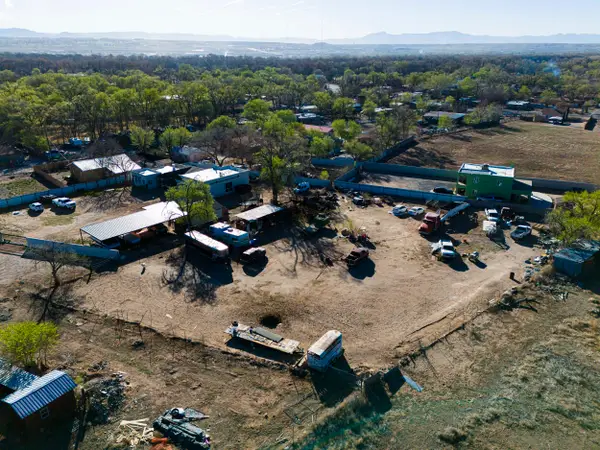 2255 Perry Road Sw, Albuquerque, NM 87105