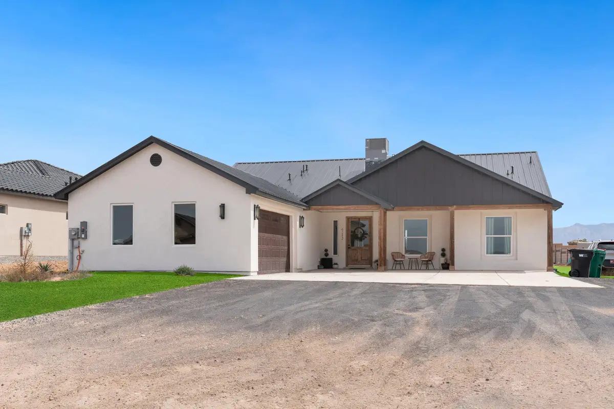 712 2nd Street Ne, Rio Rancho, NM 87124 - #1