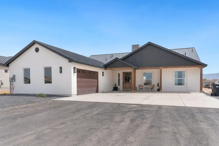 712 2nd Street Ne, Rio Rancho, NM 87124 - #3