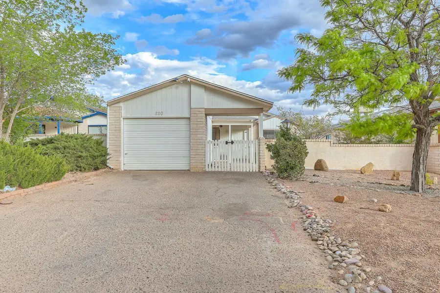 220 Pearl Drive Ne, Rio Rancho, NM 87124 - #2