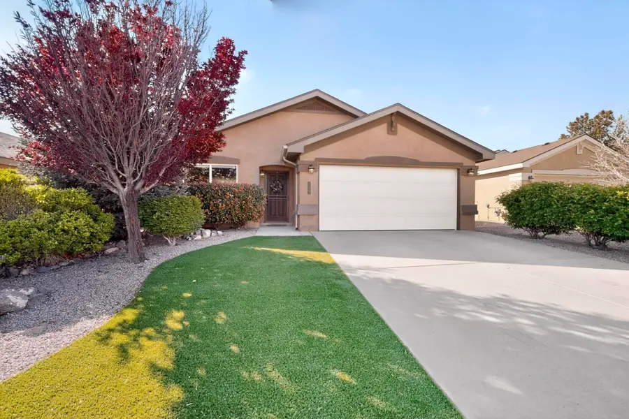 8056 Tuscarora Road Nw, Albuquerque, NM 87114 - #2