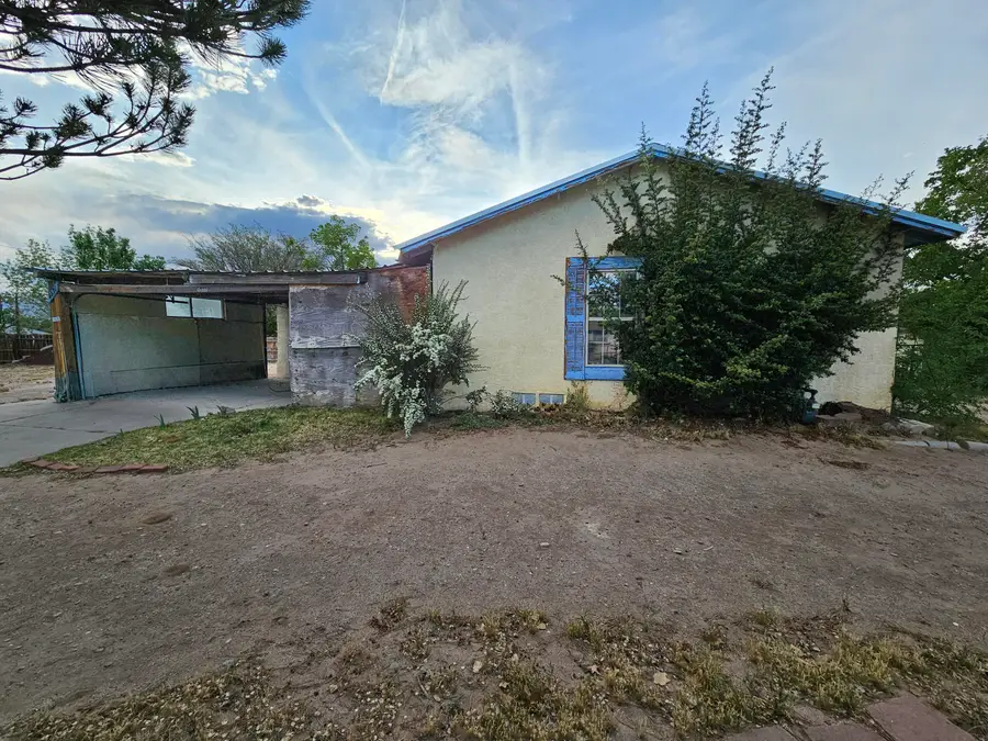 4631 Sun Valley Drive Sw, Albuquerque, NM 87105 - #3