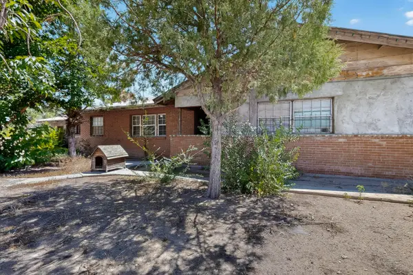 1604 Juan Perea Road, Los Lunas, NM 87031