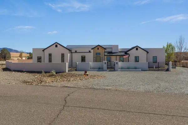 8712 Eagle Rock Avenue Ne, Albuquerque, NM 87122