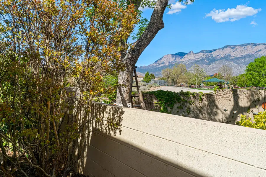 9547 Bent Road Ne, Albuquerque, NM 87109 - #3