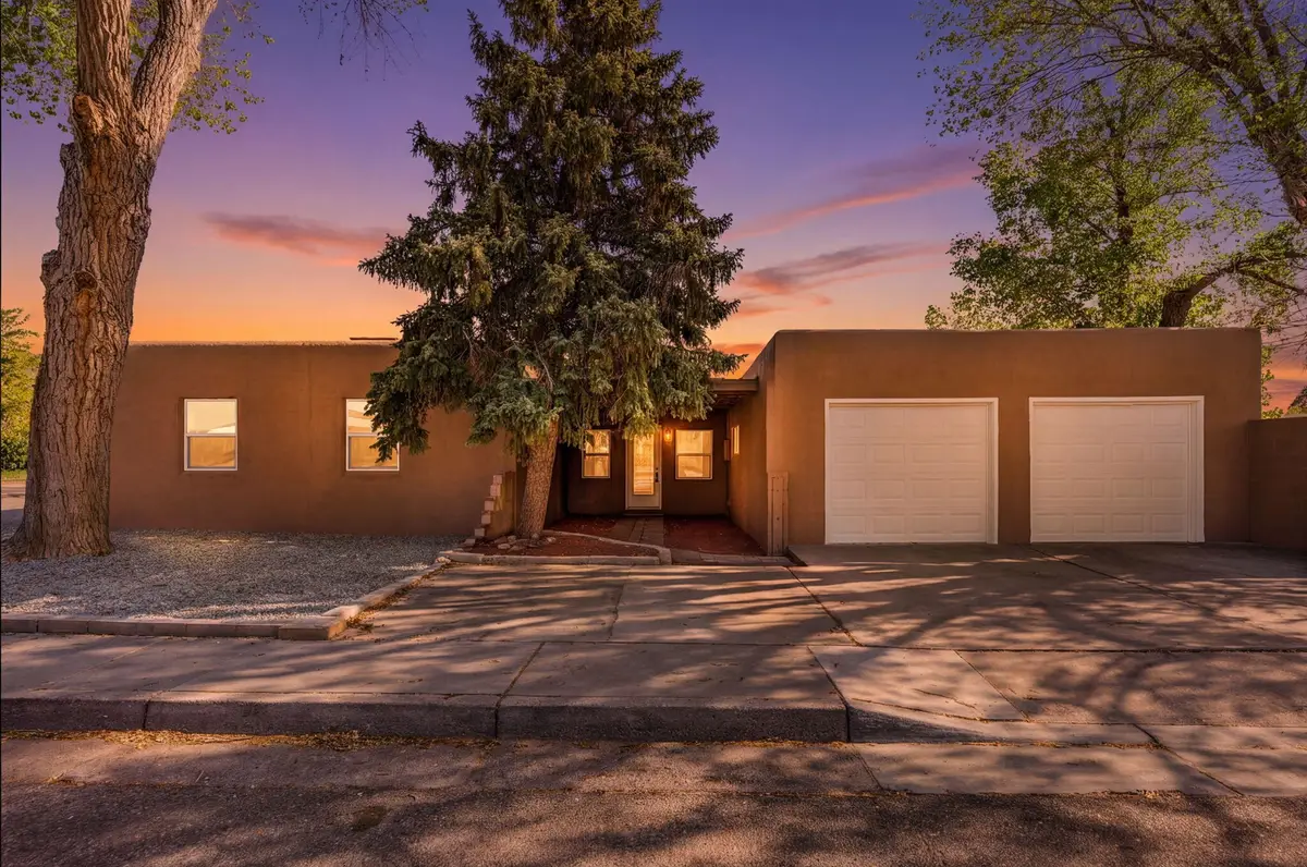 1537 Bryn Mawr Drive Ne, Albuquerque, NM 87106 - #1