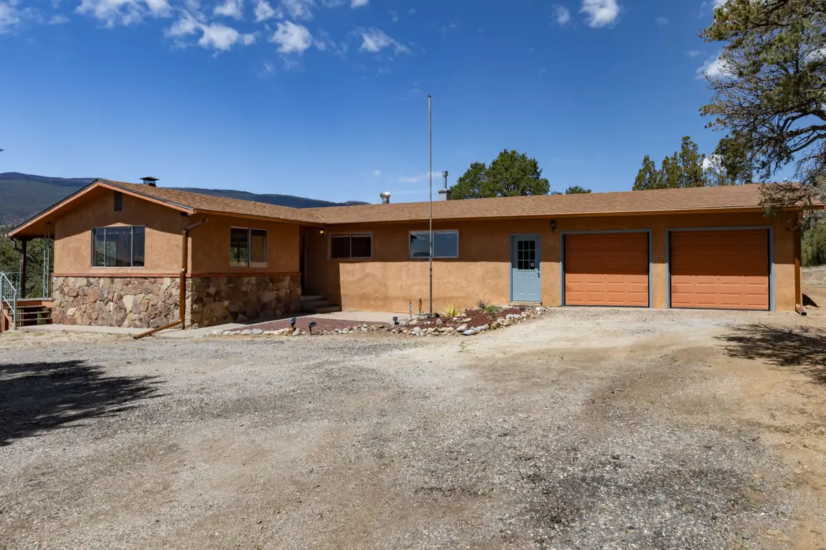184 Rincon Loop Road, Tijeras, NM 87059 - #1