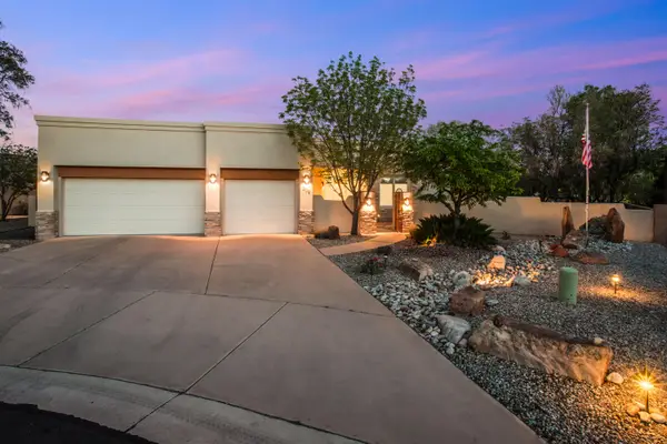 309 Plaza Muchomas, Bernalillo, NM 87004