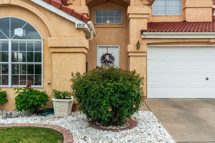 4912 Wellsburg Avenue Nw, Albuquerque, NM 87120 - #3