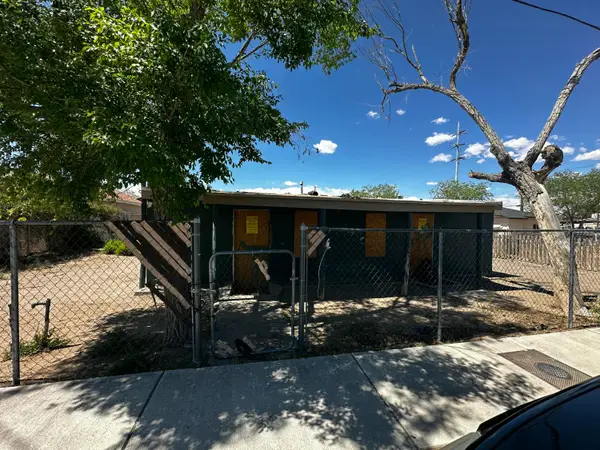 2919 Carlton Street Nw, Albuquerque, NM 87107