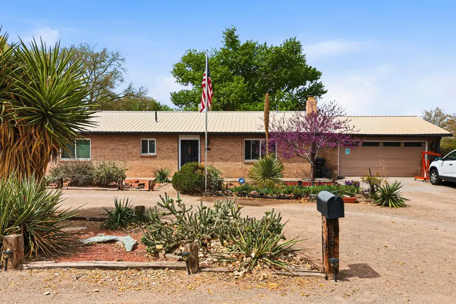 6109 Alvis Circle Sw, Albuquerque, NM 87105 - #2