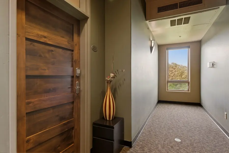 3339 Central Avenue Ne #301, Albuquerque, NM 87106 - #3