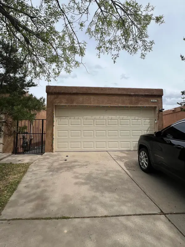 242 Burma Drive Ne, Albuquerque, NM 87123