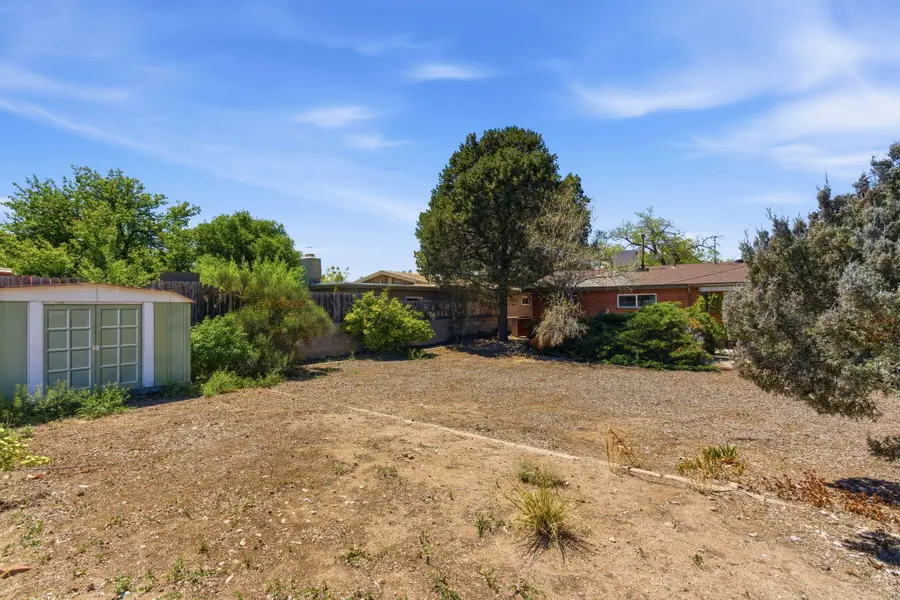 1204 Arizona Street Ne, Albuquerque, NM 87110 - #2