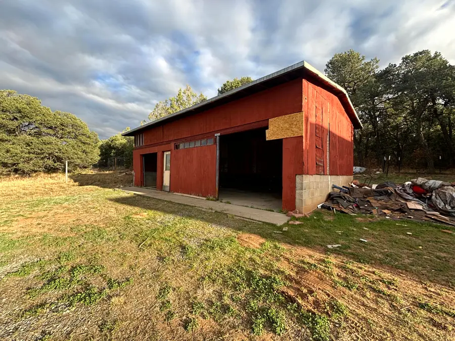 28 Salazar Road, Tijeras, NM 87059 - #3