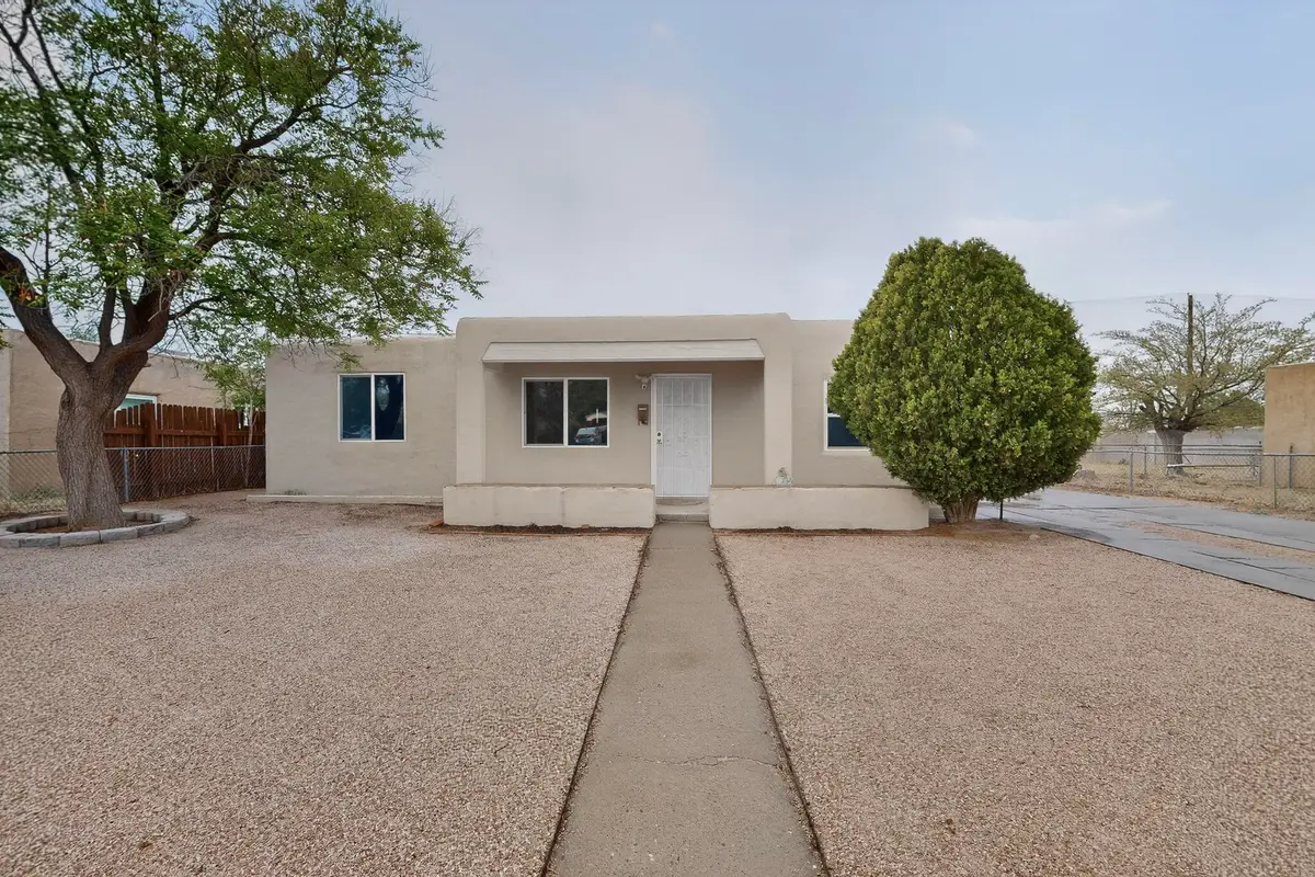 2429 Palomas Drive Ne, Albuquerque, NM 87110 - #1
