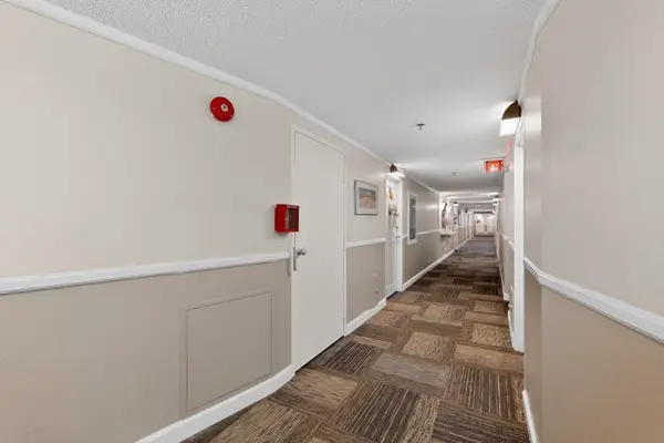 1331 Park Avenue Sw #UNIT 202, Albuquerque, NM 87102