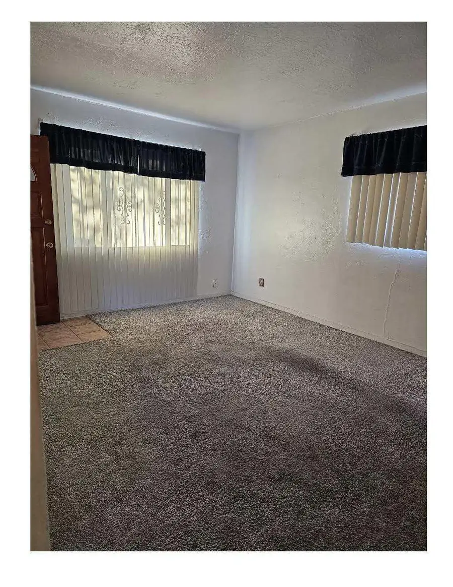 2446 Alvarado Drive Ne, Albuquerque, NM 87110 - #2