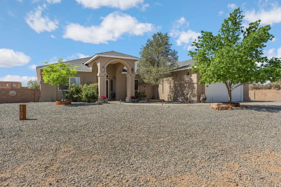 6908 Chapingo Road Ne, Rio Rancho, NM 87144 - #2