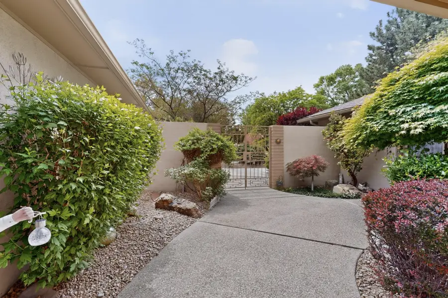 9405 Augusta Avenue Ne, Albuquerque, NM 87111 - #2