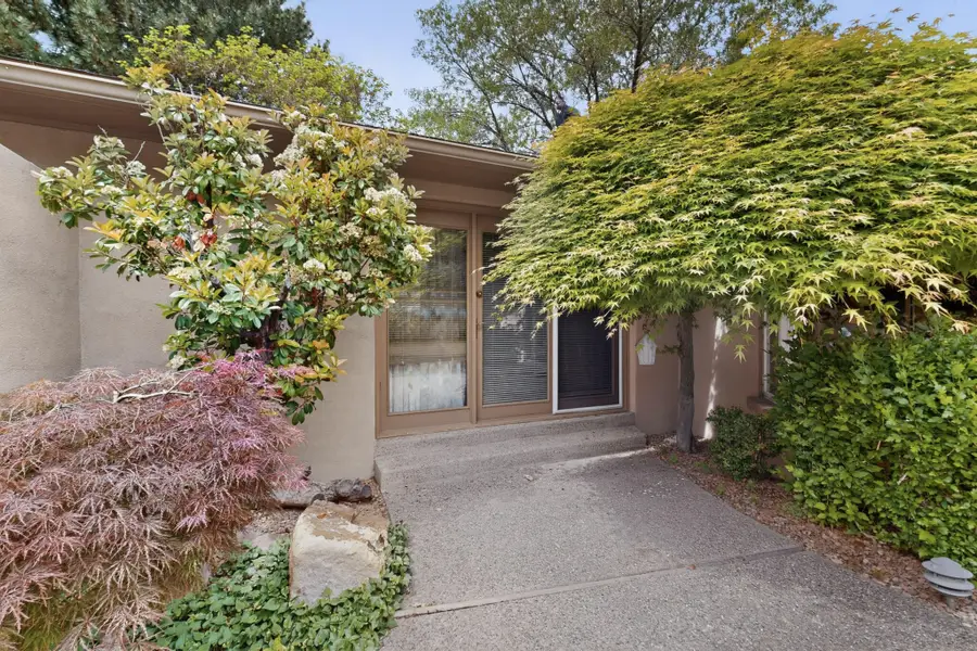 9405 Augusta Avenue Ne, Albuquerque, NM 87111 - #3