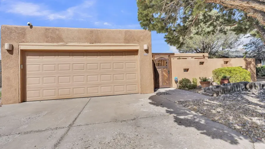 1037 Lawrence Drive Ne, Albuquerque, NM 87123 - #2